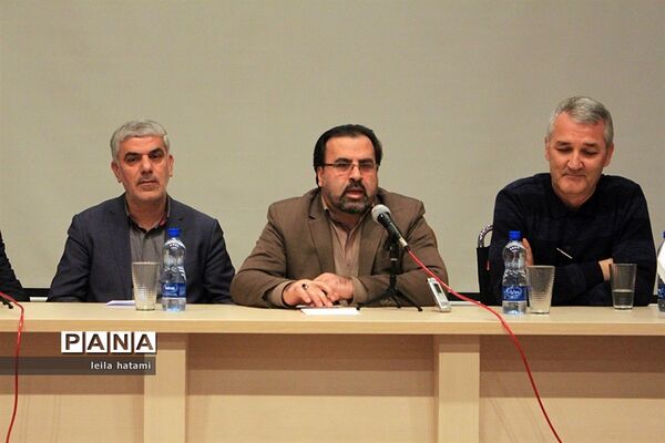 مراسم رونمایی پوستر چهارمین آرت اکسپو تبریز