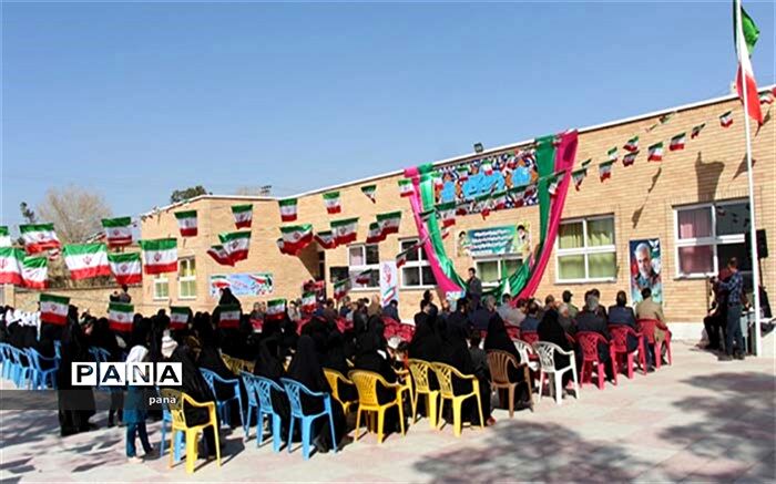 دبستان برکت نوش آباد به بهره برداری رسید