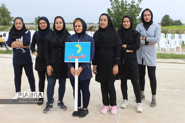 مسابقات بازی های بومی و محلی جشنواره ورزشی دا رشته طناب کشی در بوشهر