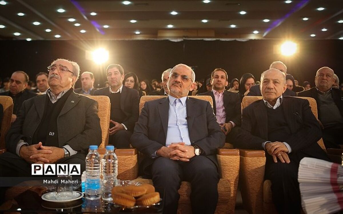 ارسال کمک‌های مدارس غیردولتی تهران به سیستان و بلوچستان