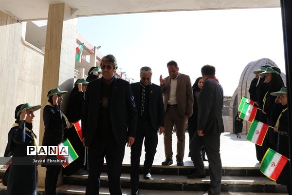 همایش بزرگ یاوران انقلاب در ناحیه 7 آموزش و پرورش  مشهد مقدس
