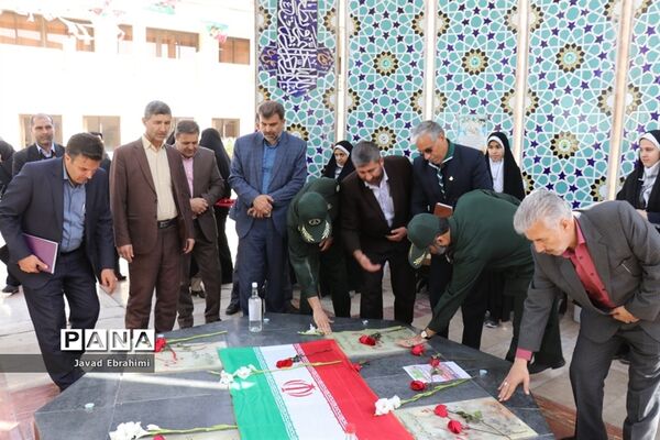 همایش بزرگ یاوران انقلاب در ناحیه 7 آموزش و پرورش  مشهد مقدس