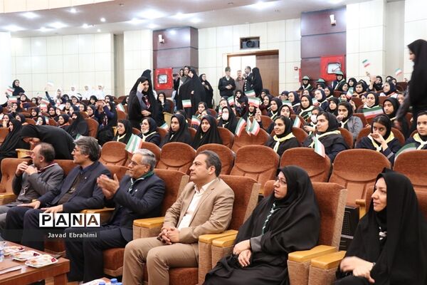 همایش بزرگ یاوران انقلاب در ناحیه 7 آموزش و پرورش  مشهد مقدس