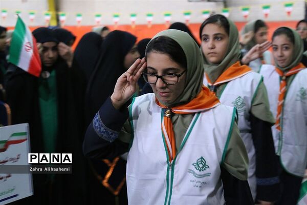 صبحگاه مشترک تشکل‌های دانش‌آموزی منطقه 2