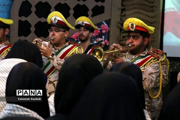 یادواره شهید در دبیرستان نجمه قم