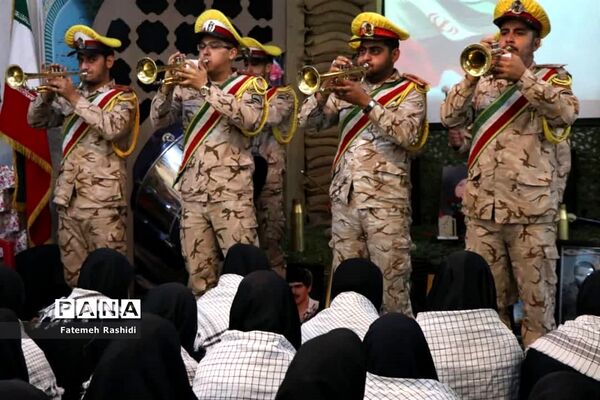 یادواره شهید در دبیرستان نجمه قم