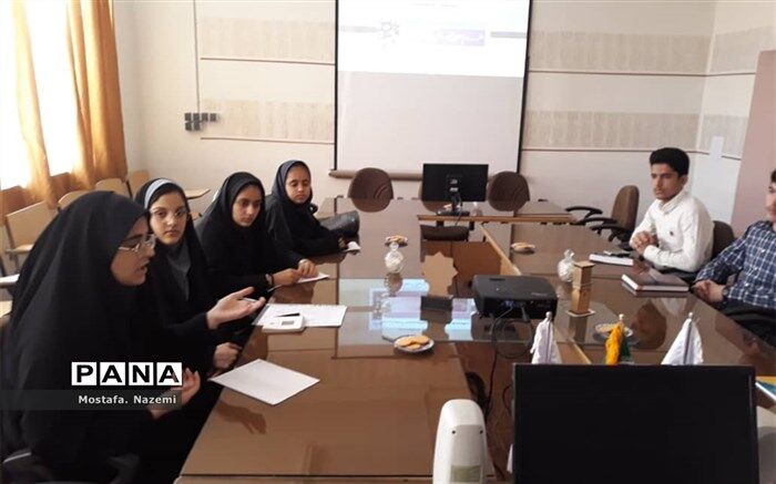 انجمن حقوق دانش آموزی، گامی پیشرو در فعالیت های اجتماعی و صنفی دانش آموزان بافقی
