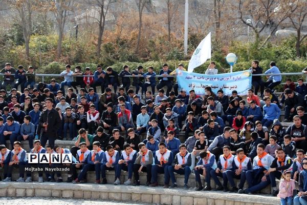 جشن یاوران انقلاب در ناحیه 3 آموزش و پرورش مشهد