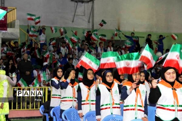 همایش یاوران انقلاب در شاهین دژ