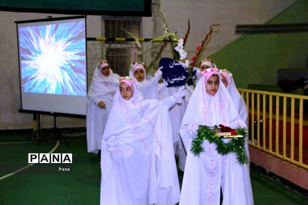 همایش یاوران انقلاب در شاهین دژ