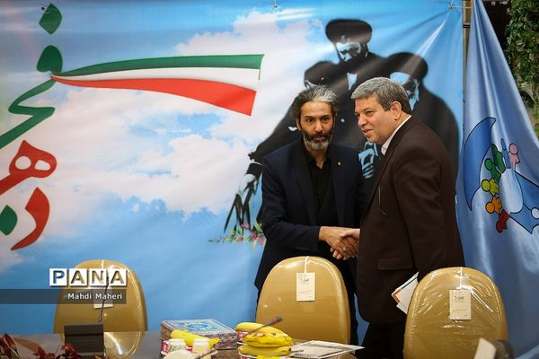 نشست خبری دستاوردهای انقلاب اسلامی  و رونمایی از چند طرح در سازمان آموزش و پرورش استثنایی