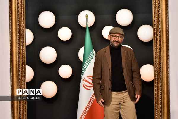 برنامه تلویزیونی چهل تیکه