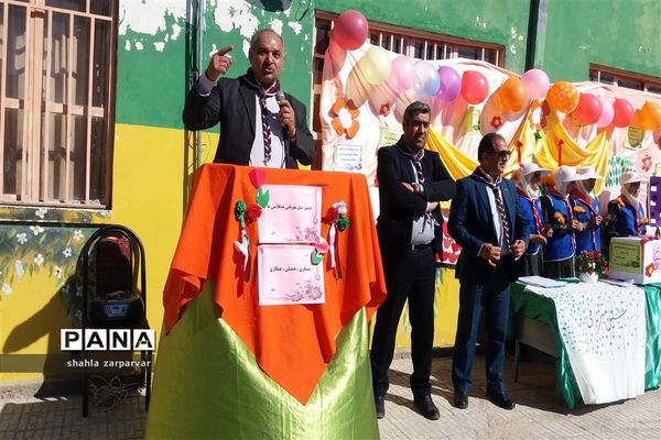 بازدید مسئولین سازمان دانش آموزی استان فارس از فعالیت ها و ابتکارات سازمان دانش‌آموزی نی ریز