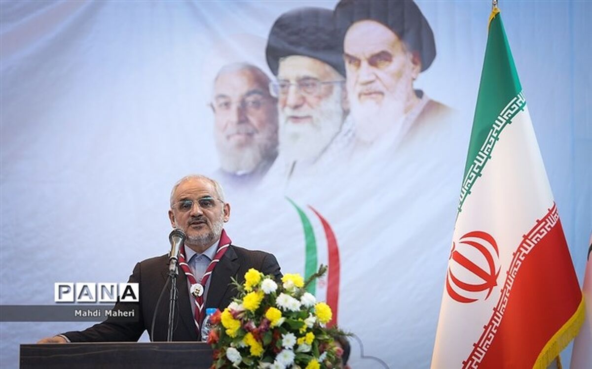وزیر آموزش و پرورش: مسئولیت‌پذیری اجتماعی به عنوان اولویت سازمان دانش‌آموزی به جد دنبال شود