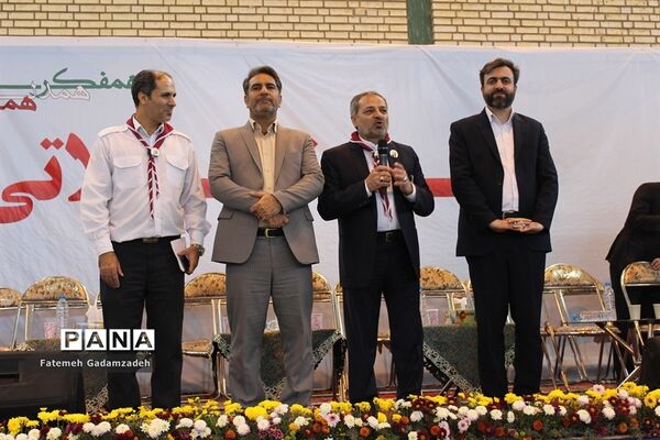 مانور یاوران انقلاب تشکل پیشتازان شهرستان اسلامشهر(2)