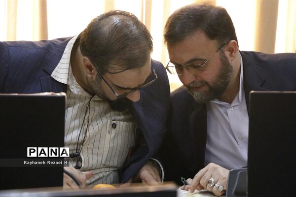 نشست خبری افتتاح 110 پروژه شهرداری قم در ایام الله دهه فجر 98