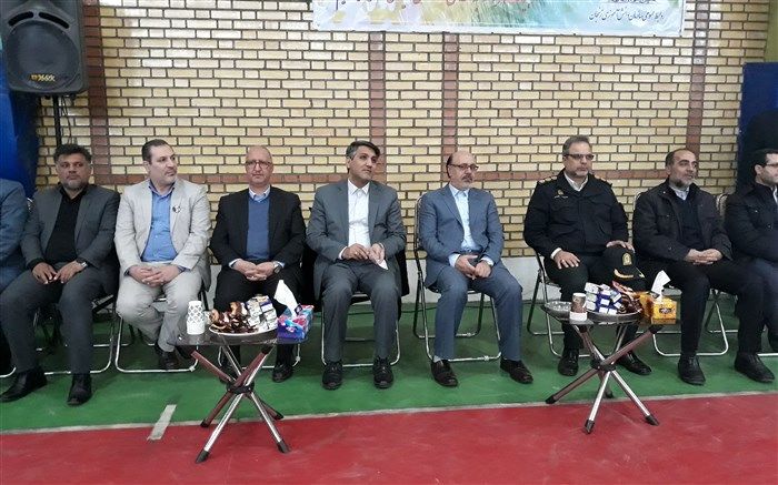 همایش بزرگ یاوران انقلاب هم اکنون در حال برگزاری است