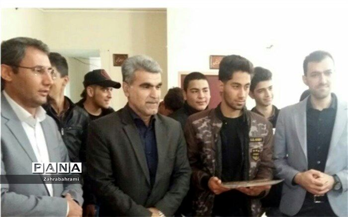 افتتاح نمایشگاه گرافیک در  پاکدشت