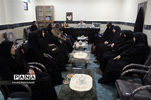 دیدار فرهنگیان اداره آموزش و پرورش چهاردانگه با امام جمعه