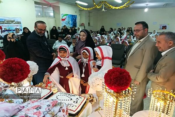 برگزاری جشن تکلیف دانش آموزان پایه سوم دبستان ام البنین شهرستان حمیدیه