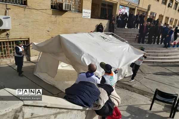 صبحگاه مشترک اعضای پیشتازان منطقه 5