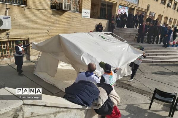 صبحگاه مشترک اعضای پیشتازان منطقه 5