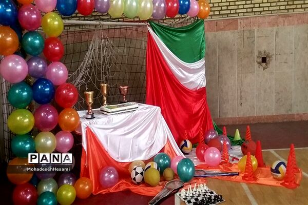 افتتاحیه المپیاد ورزشی درون مدرسه ای در دبیرستان نمونه کاشی نیلوفر