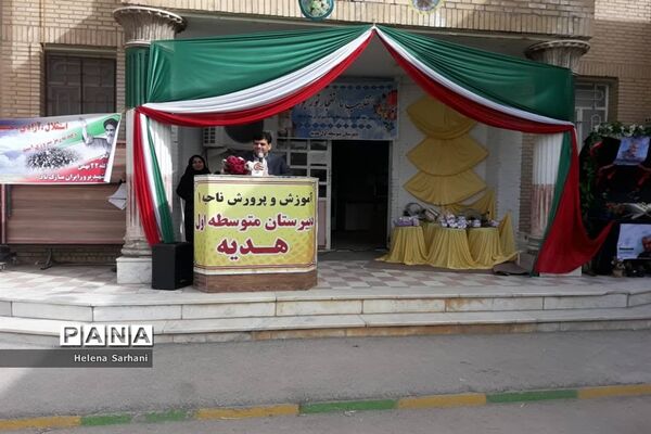 برپایی جشن انقلاب و یادواره شهادت حاج قاسم سلیمانی در ملاشیه اهواز