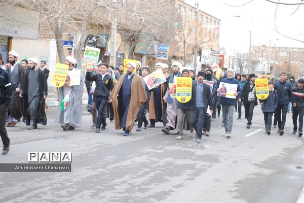 راهپیمایی باشکوه 22 بهمن در تایباد