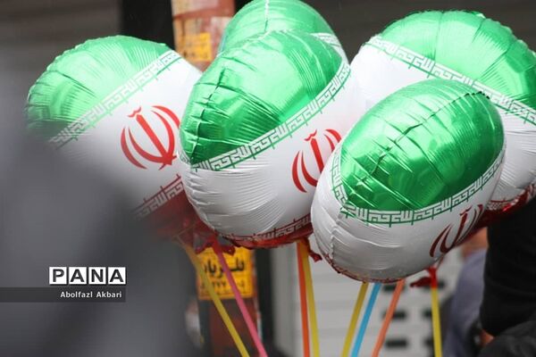 راه‌پیمایی مردم ساری در روز ۲۲ بهمن