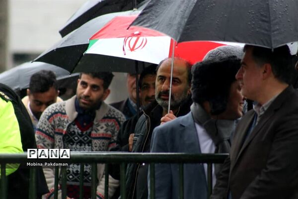 راه‌پیمایی مردم ساری در روز ۲۲ بهمن