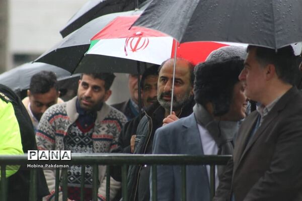 راه‌پیمایی مردم ساری در روز ۲۲ بهمن