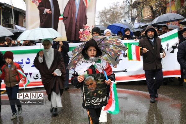 راه‌پیمایی روز 22 بهمن در مرکز مازندران