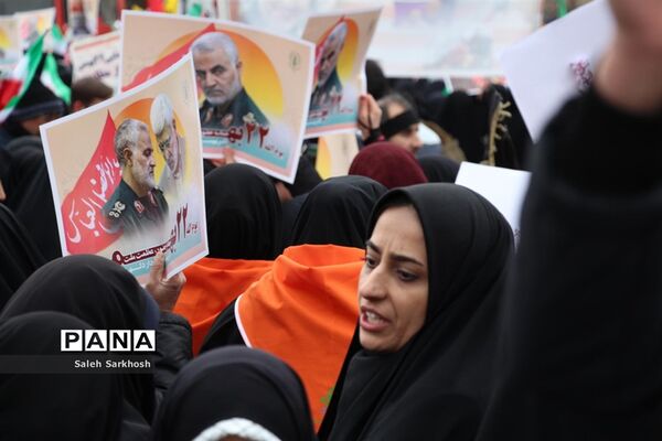راهپیمایی یوم الله 22 بهمن ماه  در مشهد
