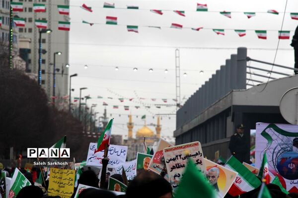 راهپیمایی یوم الله 22 بهمن ماه  در مشهد