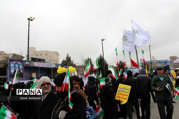 راهپیمایی یوم الله 22 بهمن ماه  در مشهد
