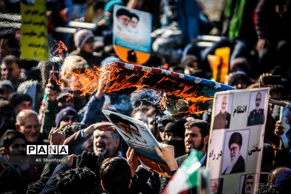 راهپیمایی باشکوه ۲۲ بهمن - میدان آزادی