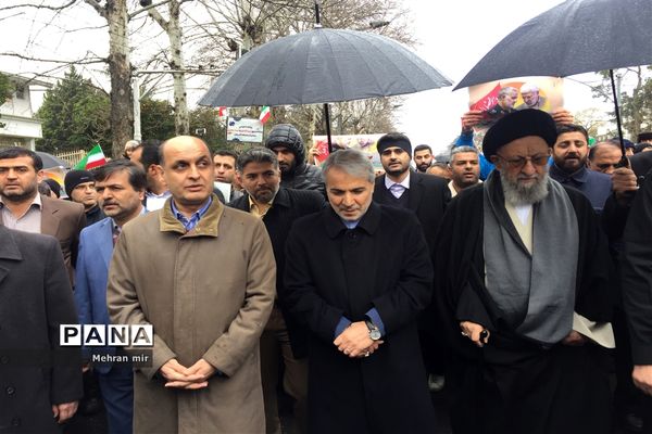 راهپیمایی پرشور 22 بهمن در گلستان