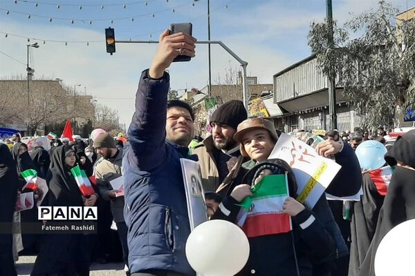 راهپیمایی 22 بهمن در قم