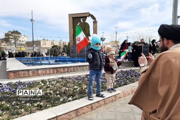 راهپیمایی 22 بهمن در قم