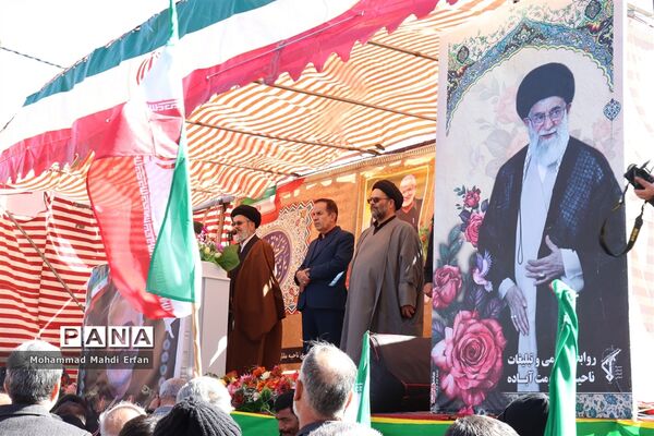 حضور حماسی مردم آباده در راهپیمایی باشکوه 22 بهمن