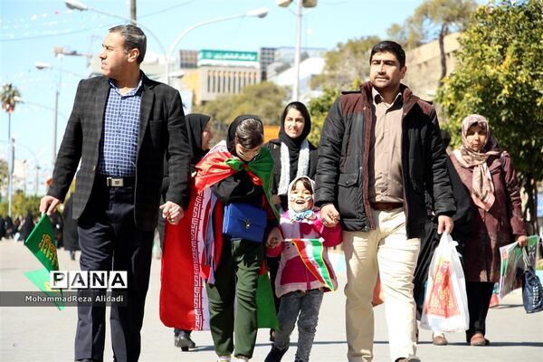 برگزاری مراسم فجر چهل و یک با حضور نسل ‌های اول و چهارم انقلاب در شیراز