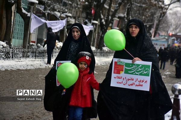 راهپیمایی 22 بهمن ماه در تبریز-2