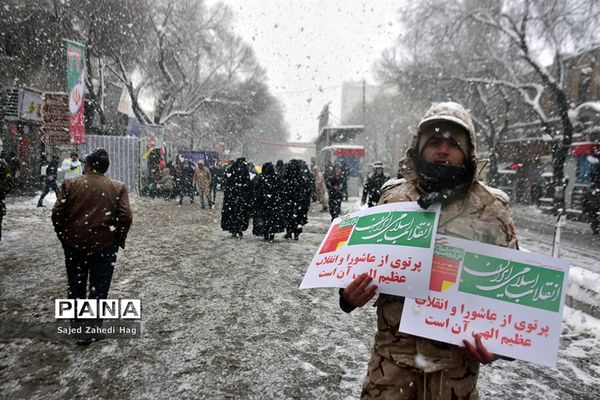 راهپیمایی 22 بهمن ماه در تبریز-2