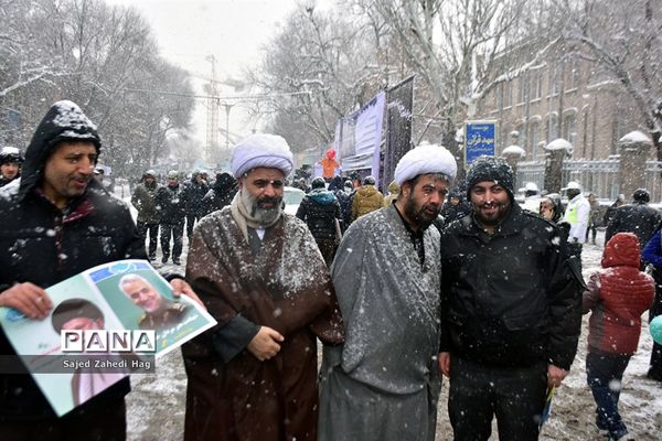 راهپیمایی 22 بهمن ماه در تبریز-2