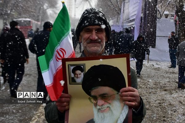 راهپیمایی 22 بهمن ماه در تبریز-2