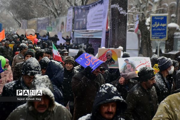 راهپیمایی 22 بهمن ماه در تبریز-2