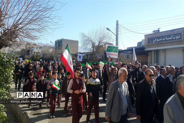 راهپیمایی 22 بهمن و اربعین شهادت حاج قاسم سلیمانی در کازرون