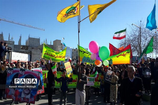 راهپیمایی 22 بهمن و اربعین شهادت حاج قاسم سلیمانی در کازرون