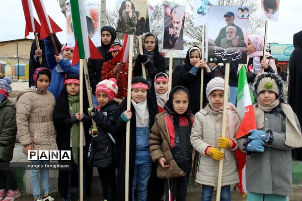 راه پیمایی 22 بهمن در تربت جام